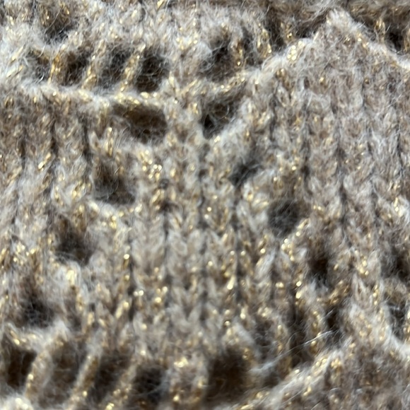 Versace Versus Beige and Gold Knit alpaca Sweater - Picture 5 of 7
